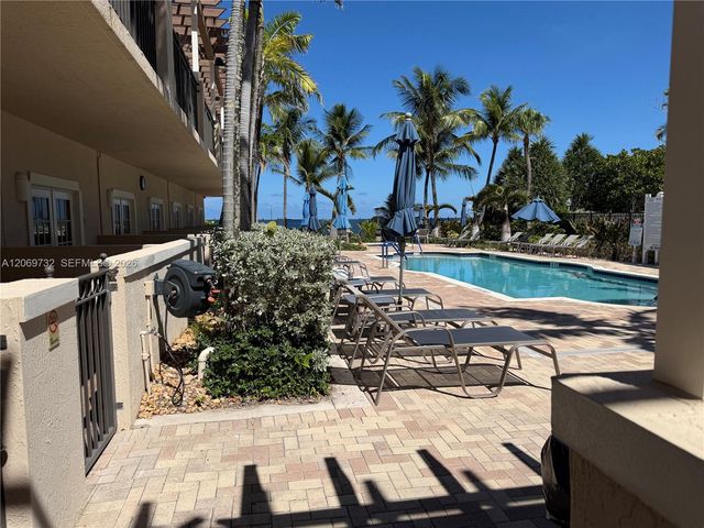 2011 N Ocean Boulevard 602, Fort Lauderdale, FL 33305