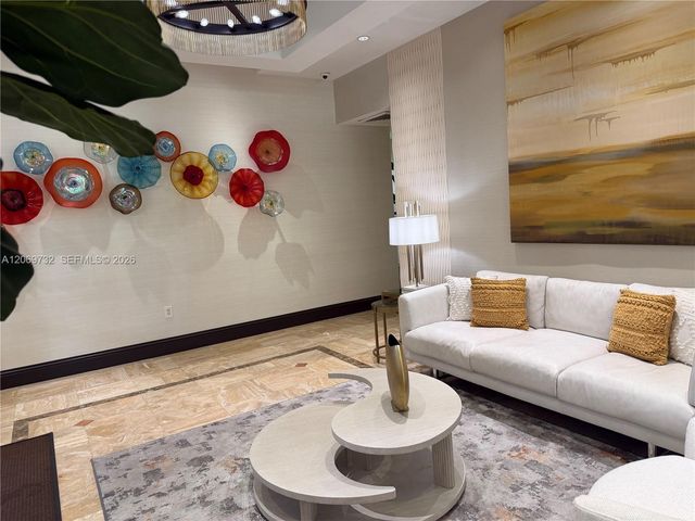 2011 N Ocean Boulevard 602, Fort Lauderdale, FL 33305