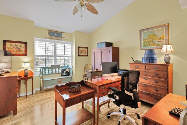 1828 Aynsley Way 6, Vero Beach, FL 32966