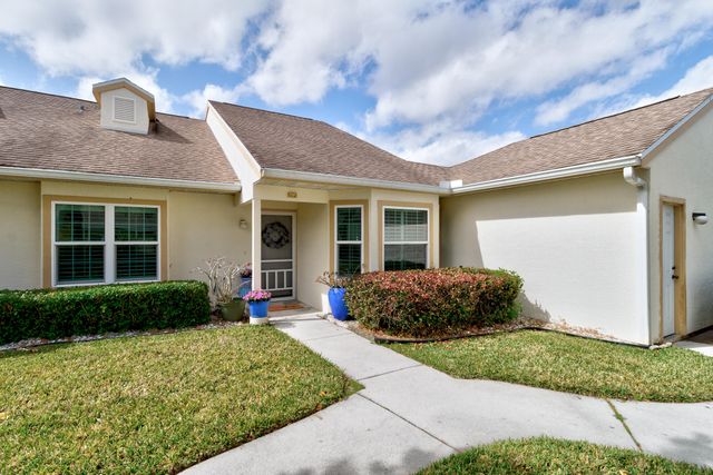 1828 Aynsley Way 6, Vero Beach, FL 32966