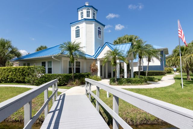 1828 Aynsley Way 6, Vero Beach, FL 32966