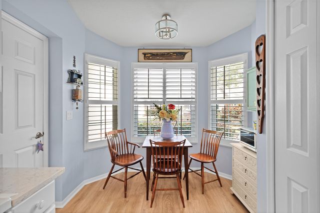 1828 Aynsley Way 6, Vero Beach, FL 32966