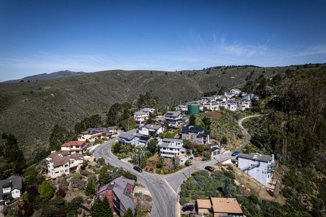 103 Dolphine Avenue, El Granada, CA 94018