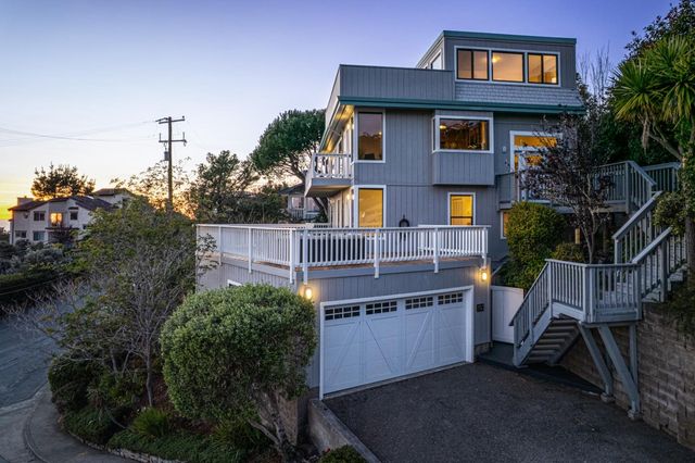 103 Dolphine Avenue, El Granada, CA 94018