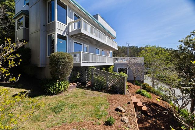 103 Dolphine Avenue, El Granada, CA 94018