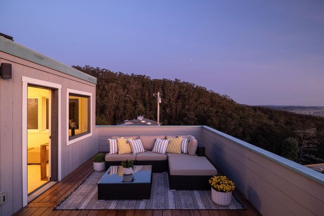 103 Dolphine Avenue, El Granada, CA 94018