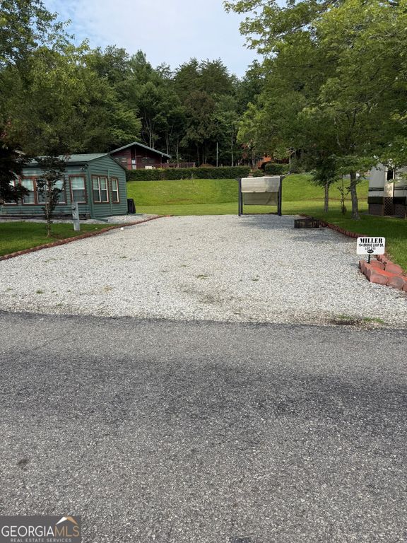 104 Bridge Loop Drive, Cleveland, GA 30528