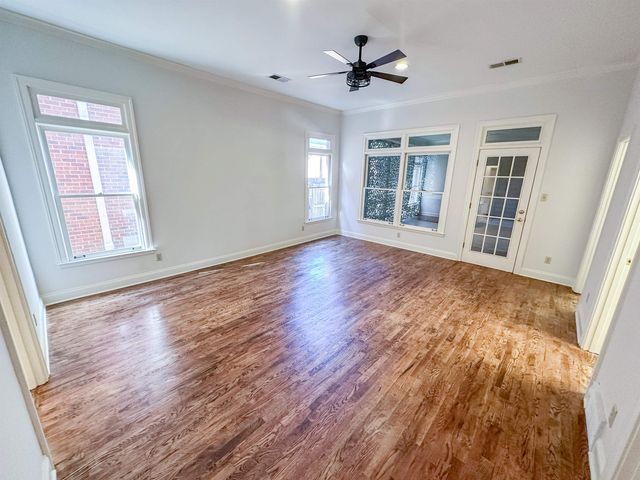 1800 AUTUMN AVE, Memphis, TN 38112