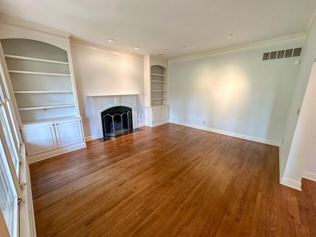 1800 AUTUMN AVE, Memphis, TN 38112