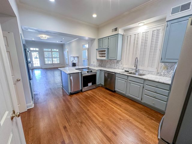 1800 AUTUMN AVE, Memphis, TN 38112