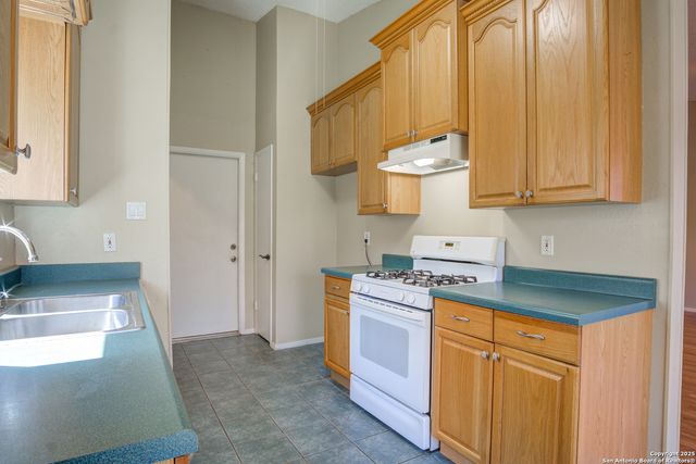 13926 anchorage, San Antonio, TX 78217