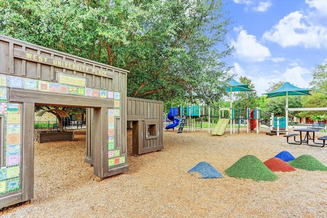 3020 University Boulevard, West University Place, TX 77005