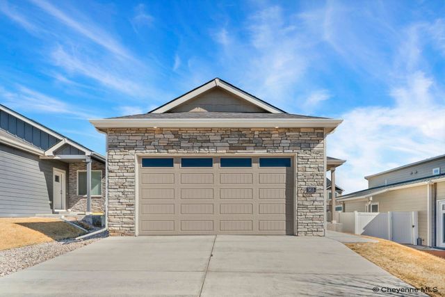 3615 BLUE FEATHER TR, Cheyenne, WY 82001