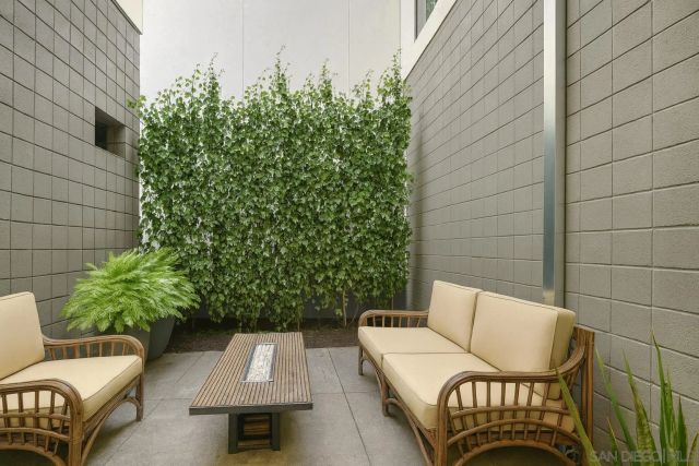 580 Sportsfisher Drive, Oceanside, CA 92054