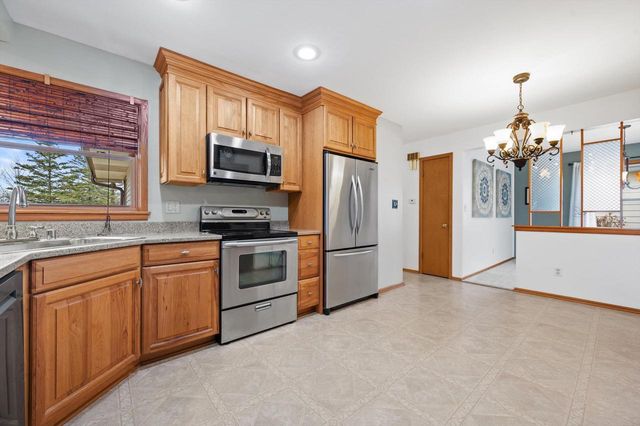 5826 Sugarbush LANE, Greendale, WI 53129