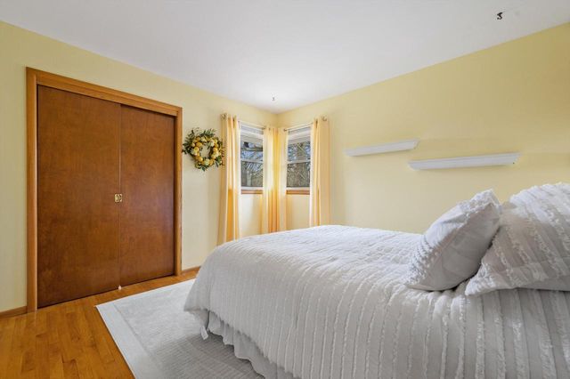 5826 Sugarbush LANE, Greendale, WI 53129