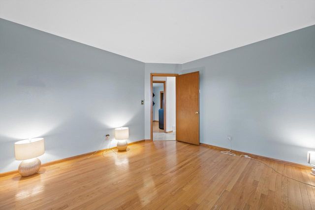 5826 Sugarbush LANE, Greendale, WI 53129