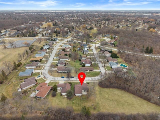 5826 Sugarbush LANE, Greendale, WI 53129