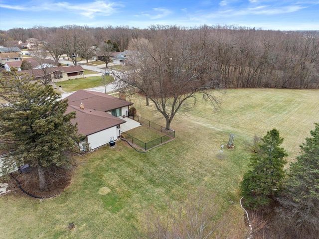 5826 Sugarbush LANE, Greendale, WI 53129