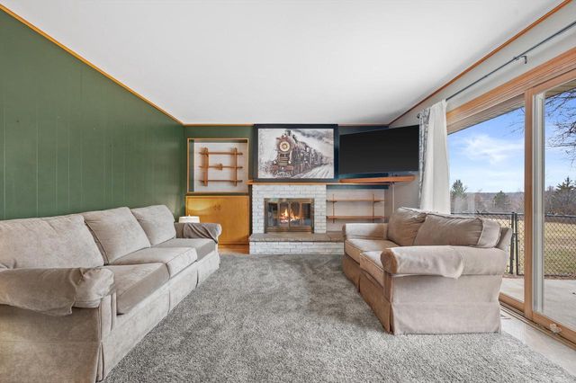 5826 Sugarbush LANE, Greendale, WI 53129