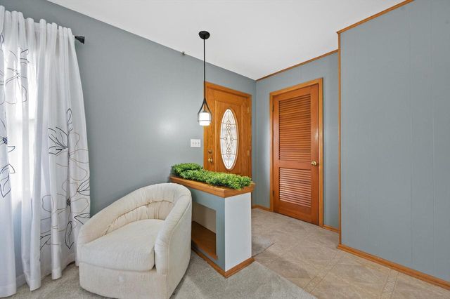 5826 Sugarbush LANE, Greendale, WI 53129