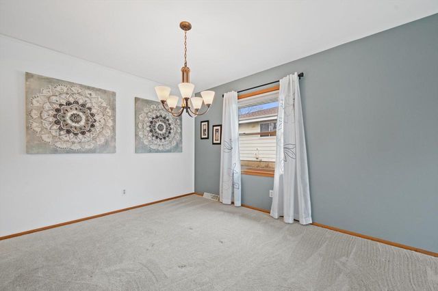 5826 Sugarbush LANE, Greendale, WI 53129