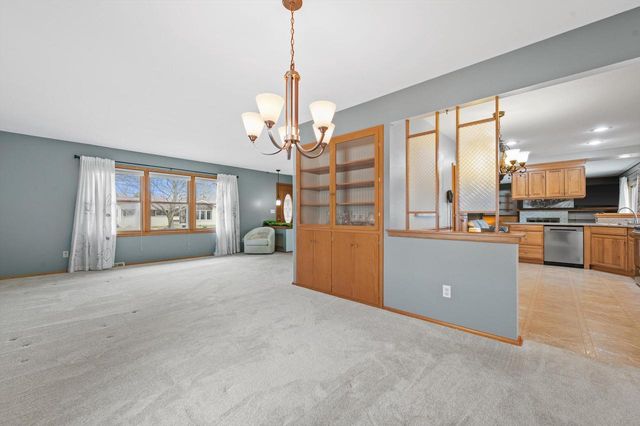 5826 Sugarbush LANE, Greendale, WI 53129