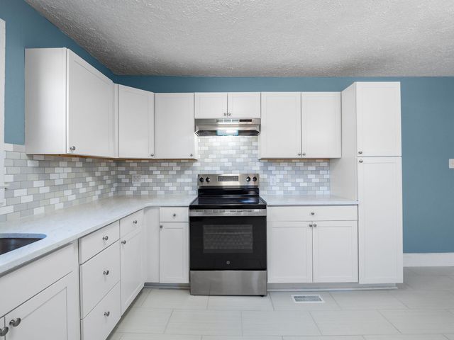 E 218 John Redd BLVD, Collinsville, VA 24078