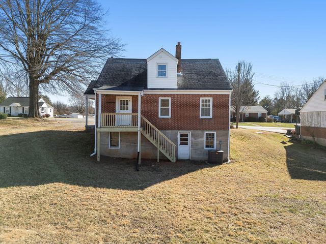 E 218 John Redd BLVD, Collinsville, VA 24078