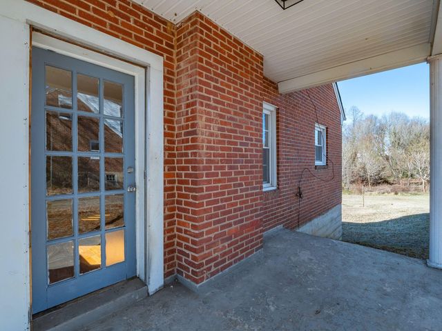 E 218 John Redd BLVD, Collinsville, VA 24078