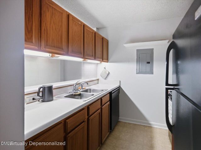1231 University Court 304, Raleigh, NC 27606