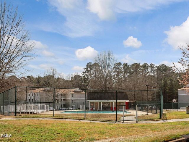 1231 University Court 304, Raleigh, NC 27606