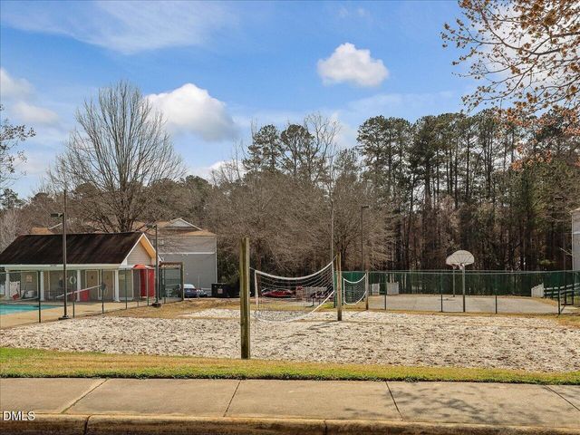1231 University Court 304, Raleigh, NC 27606