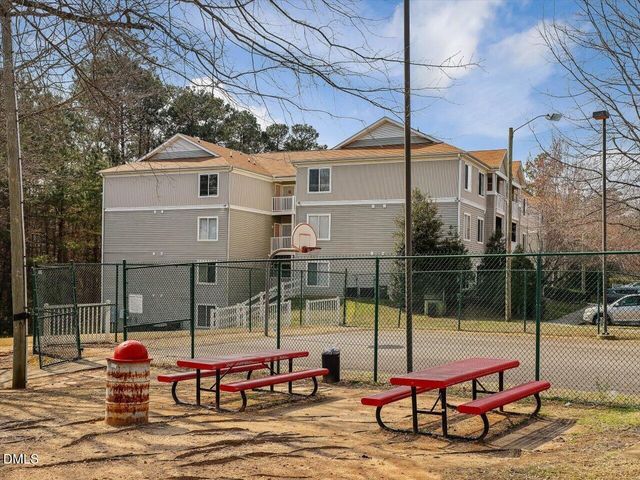 1231 University Court 304, Raleigh, NC 27606
