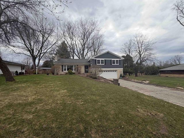 331 Bowman Road, Wisconsin Dells, WI 53965