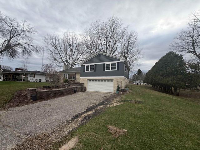 331 Bowman Road, Wisconsin Dells, WI 53965