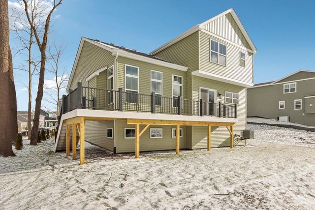 1920 Lasalle STREET, Lake Geneva, WI 53147