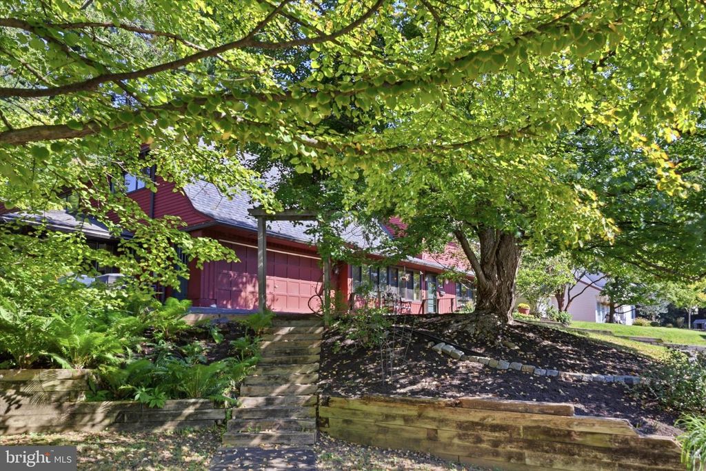 8813 PATTON RD, WYNDMOOR, PA 19038 — photo 4