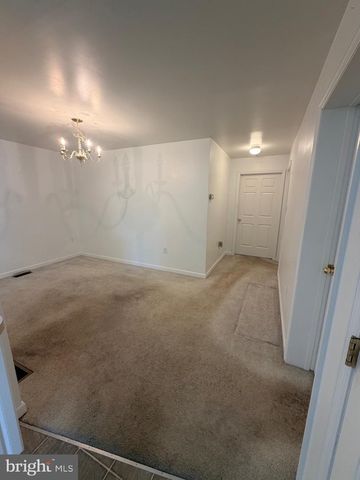 227 PATIO CT, New Bloomfield, PA 17068