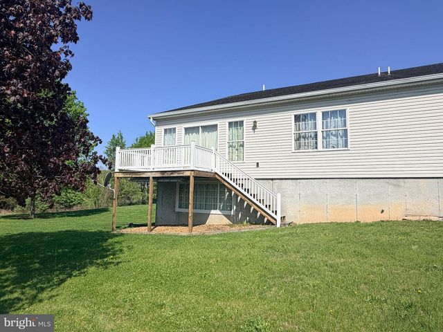 227 PATIO CT, New Bloomfield, PA 17068