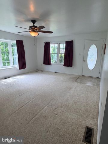 227 PATIO CT, New Bloomfield, PA 17068