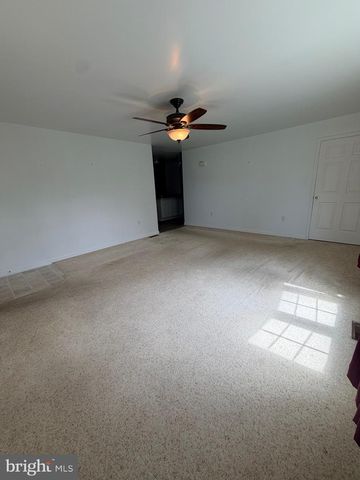 227 PATIO CT, New Bloomfield, PA 17068