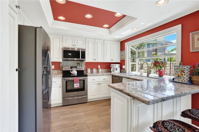 15 Snapdragon 8, Irvine, CA 92604