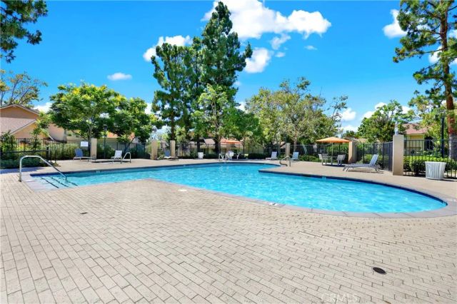 15 Snapdragon 8, Irvine, CA 92604