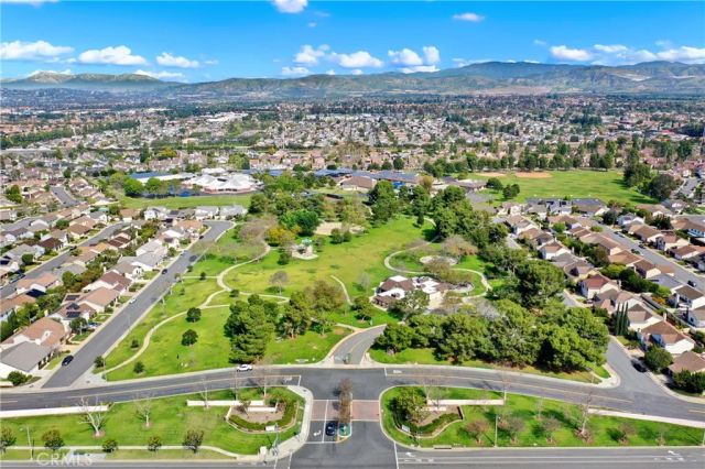 15 Snapdragon 8, Irvine, CA 92604