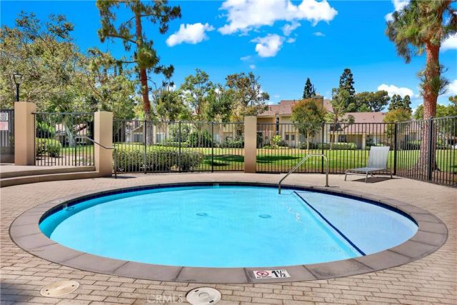 15 Snapdragon 8, Irvine, CA 92604