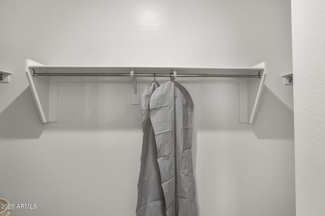 15428 W GRAY FOX Trail N, Surprise, AZ 85387