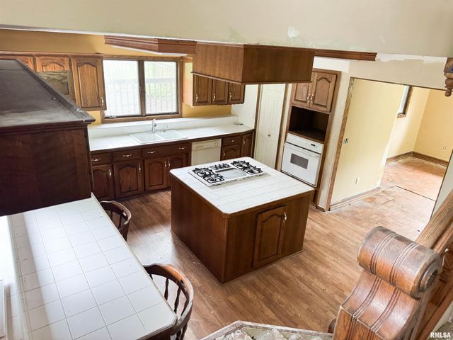 5660 Lingle Creek Road, Jonesboro, IL 62952