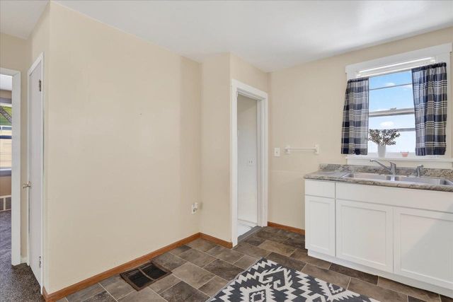 1015 Bluff Street, Beloit, WI 53511