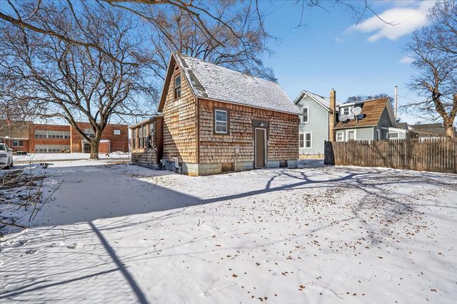 1015 Bluff Street, Beloit, WI 53511